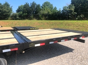 Gooseneck Trailer With Hydraulic Dovetail For Sale 