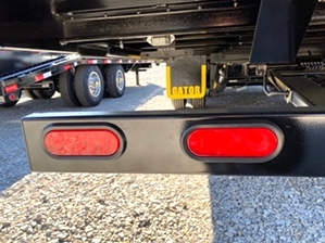 Gooseneck Trailer With Hydraulic Dovetail